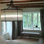 Le Moulin De Nanteuil Maison d'hôtes 3*