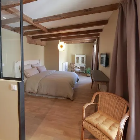 Le Moulin De Nanteuil 3*